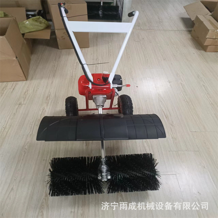 人造草坪梳草机 手扶式足球场梳草机 自动手推式冲砂梳理机
