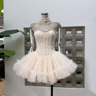 ���R�d���g�ű��~������Ĩ�������B��ȹ�������ձ���С�Y��ϵ��