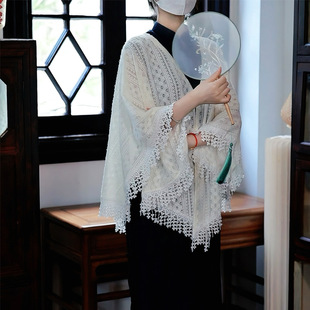 Spring and Autumn 2025 New Beige Cheongsam Outer Shawl Elegant Simple and Elegant Young Women's Daily Wear Button