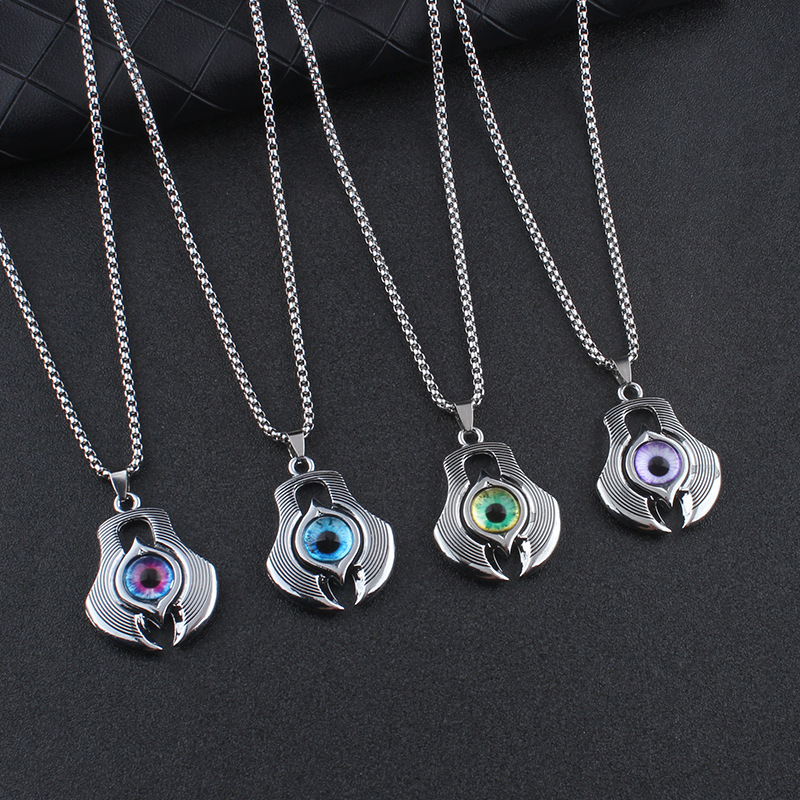 Men's jewelry, domineering evil eye necklace, men's disco-style eye pendant, hip-hop minimalist pendant, sweater chain