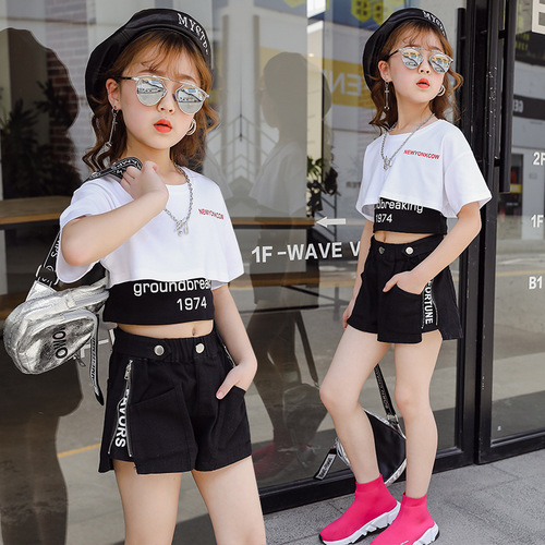 女童夏装套装新款中大童网红洋气漏脐超酷韩版短裤炸街两件套