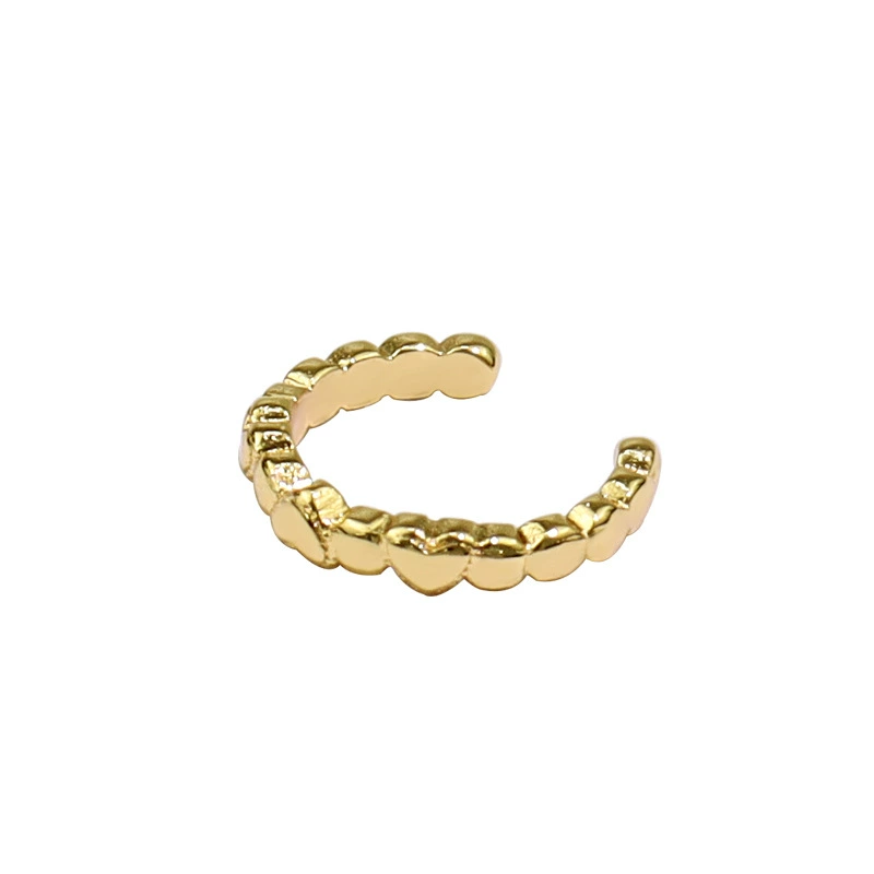 Small design earrings, internet celebrity