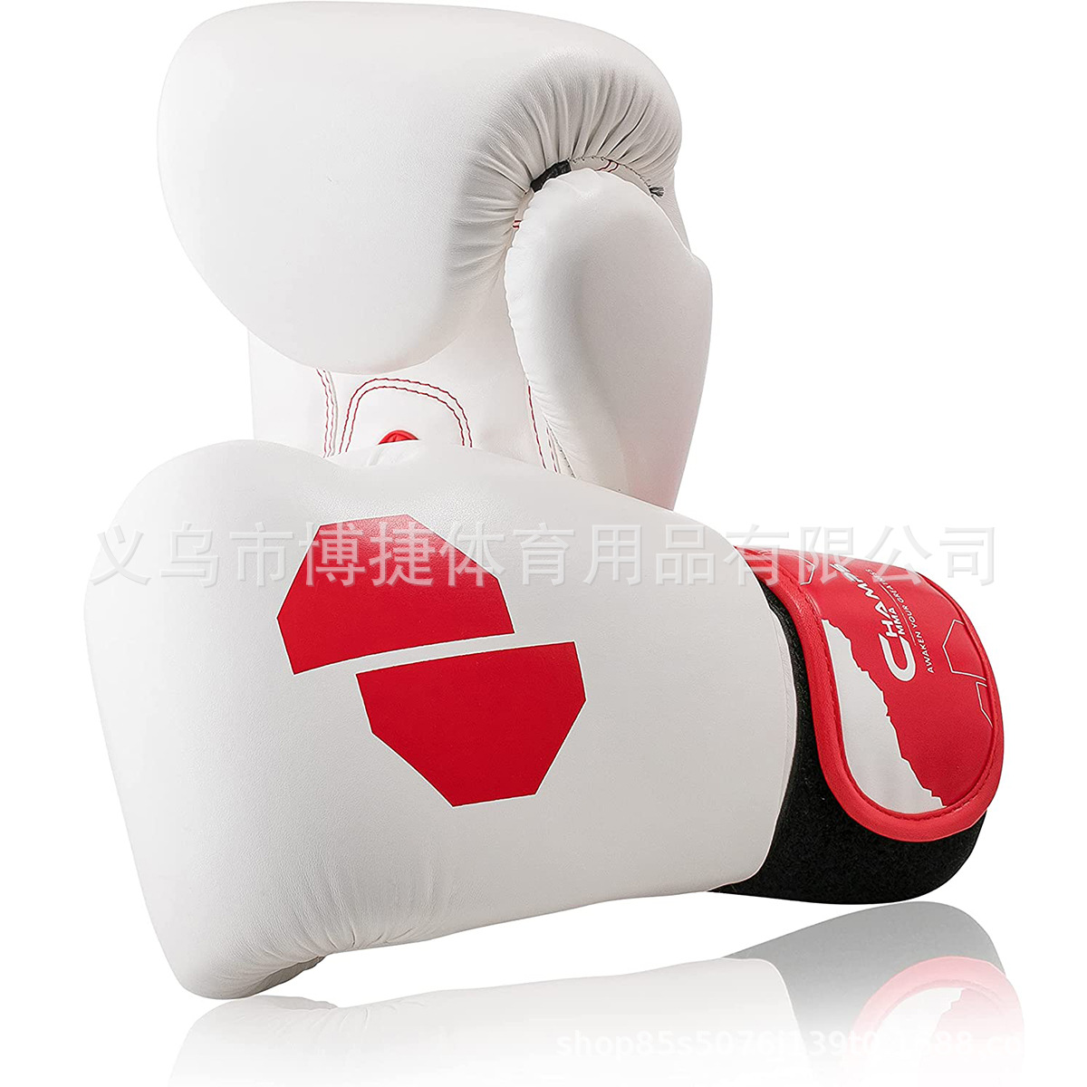 アマゾンの人気ボクシング手袋は子供が格闘します。