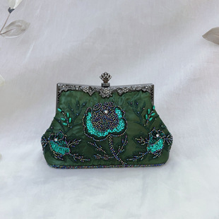New Chinese Style National Style Handmade Beaded Embroidery Large Capacity Handheld Evening Banquet Women's Bag Vintage Dress Cheongsam Banquet Crossbody Bag