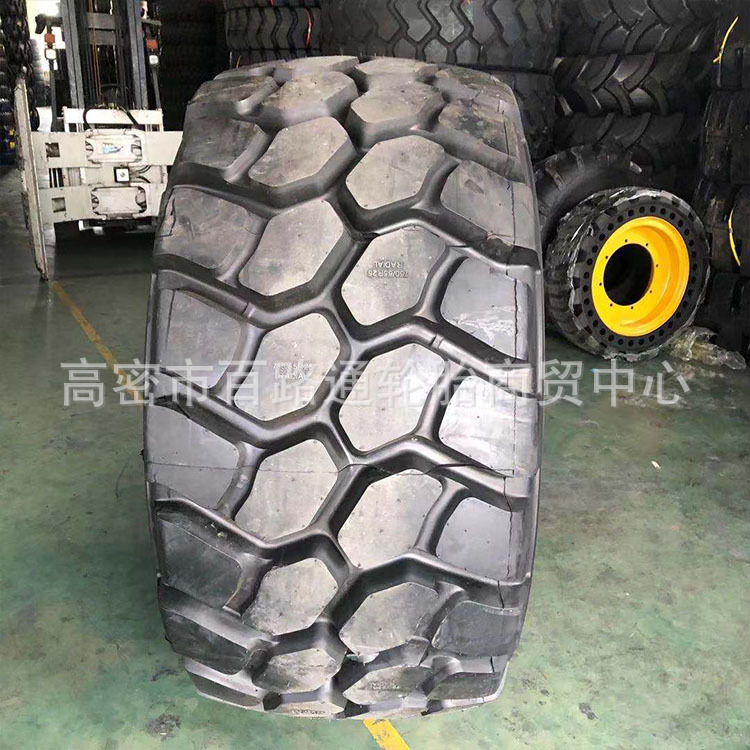 批发750/65R25矿用铰链式卡车轮胎650/65R25装载机轮胎