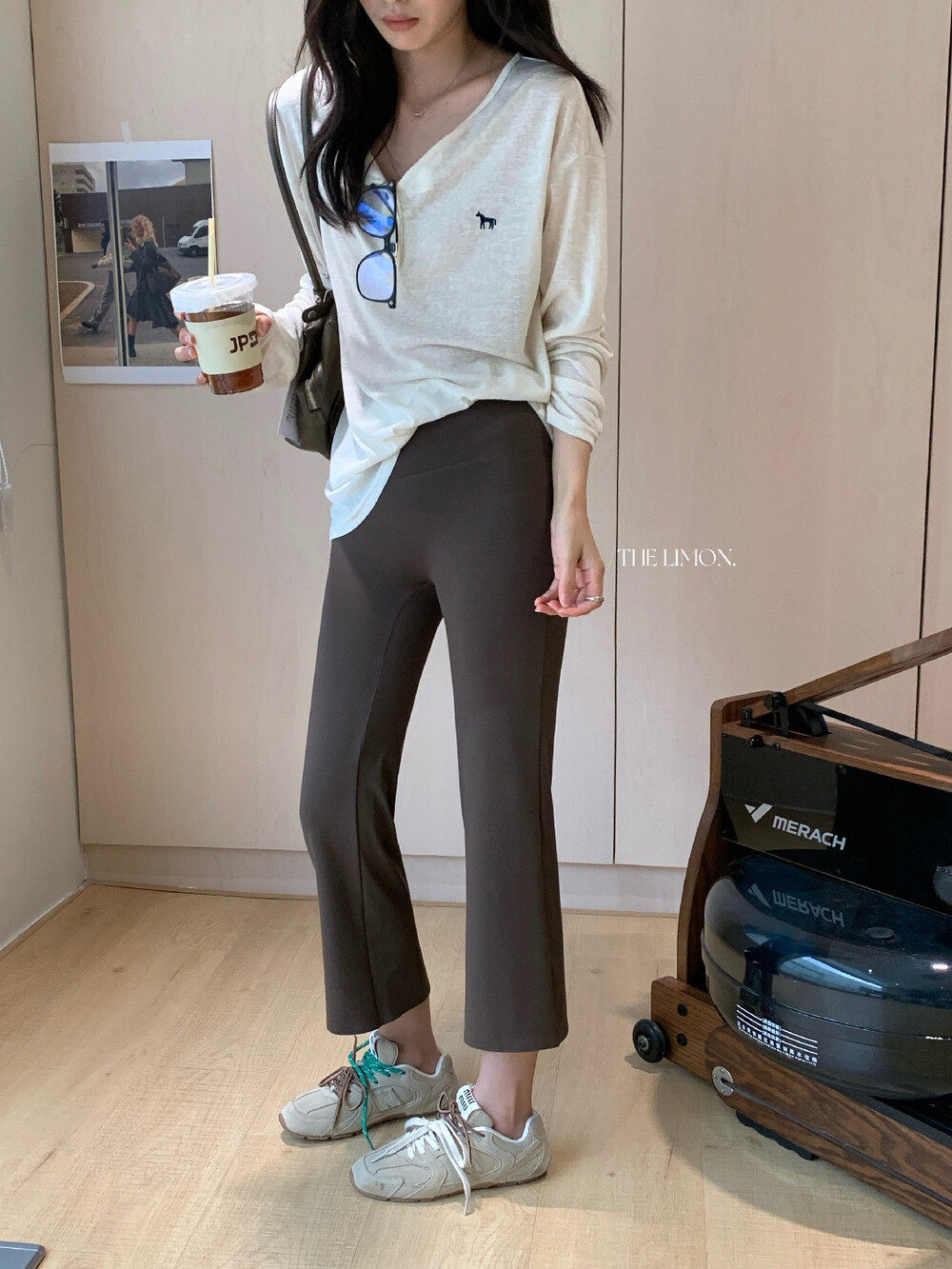Quần legging yoga nữ cạp cao ống loe nhẹ dài 7 phân co giãn — màu đen, Màu cà phê, Xám khói chi tiết 23