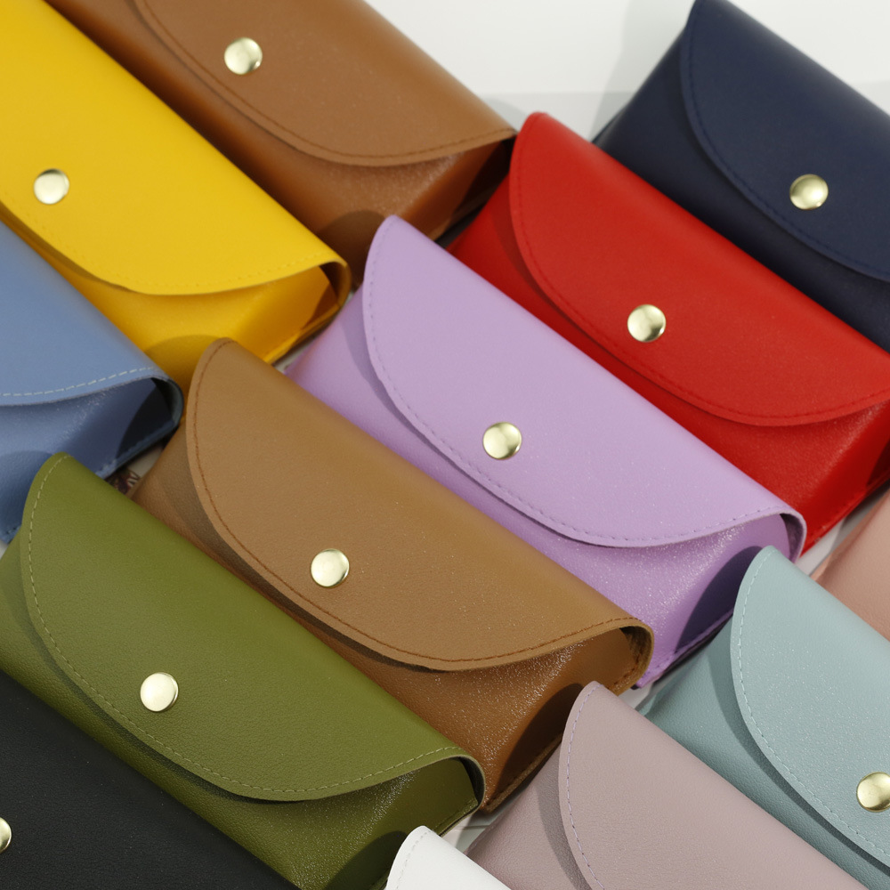 Classic Style Solid Color Pu Leather Unisex Glasses Case display picture 9