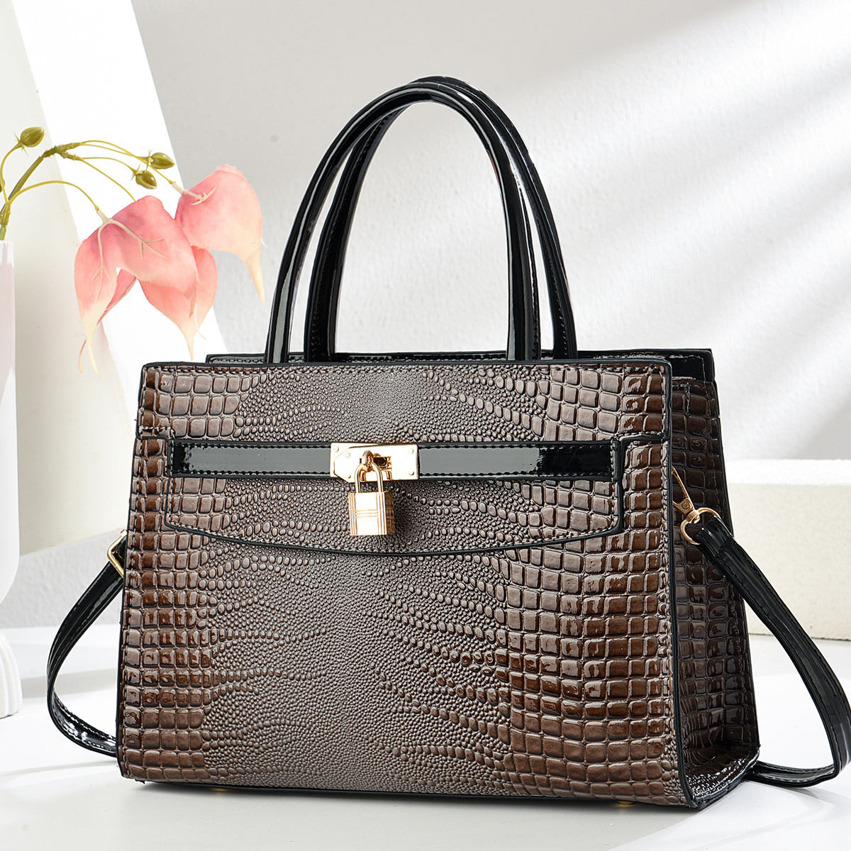 Temperamento bolso de mano nuevo gran capacidad piedra estriado mochila de moda ocio viaje bolso Handbag