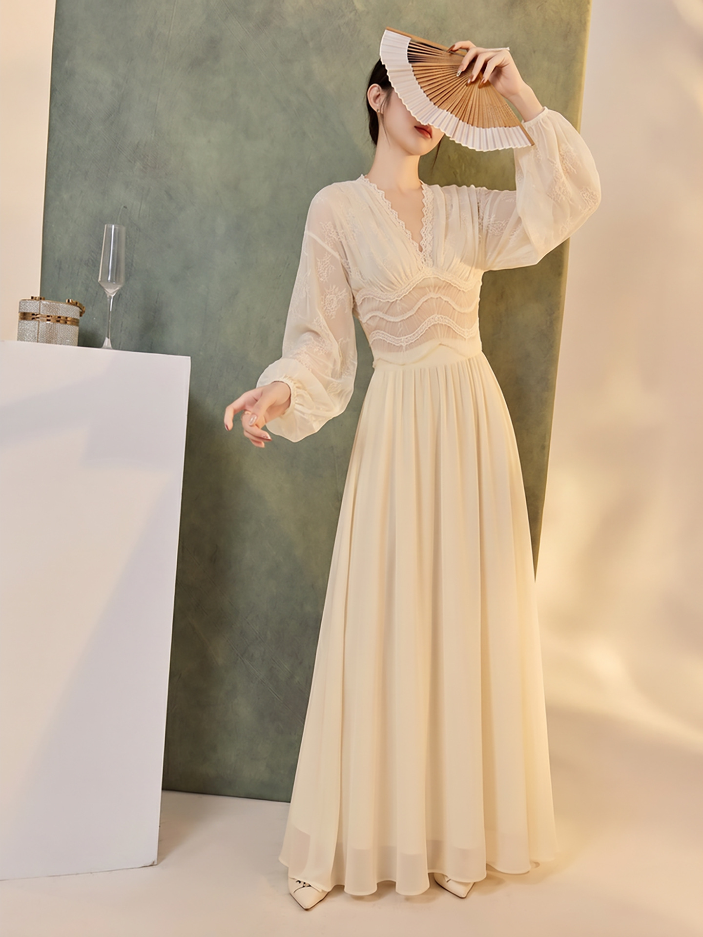 Váy maxi ren thêu lưới tay phồng lồng đèn cổ V thắt lưng dáng suông — áo, bộ đồ, nửa váy