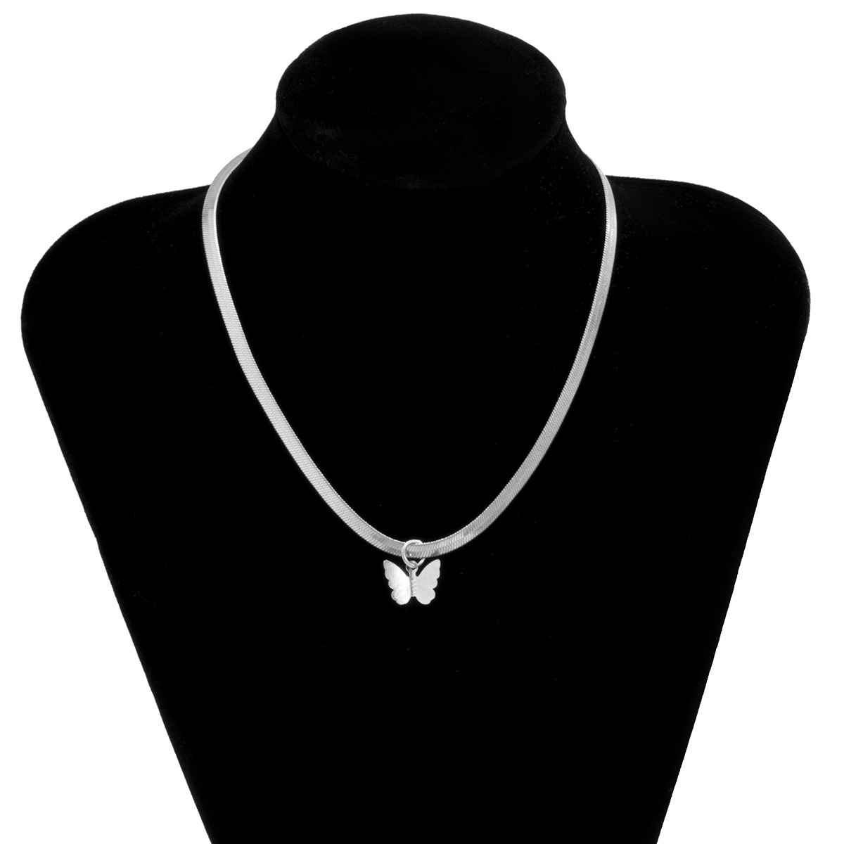 Simple Flat Snake Three-dimensional Butterfly Necklace display picture 6