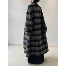 江左 25秋冬新款韩系加厚中长款羊绒大衣女毛呢外套配包包 8530-1