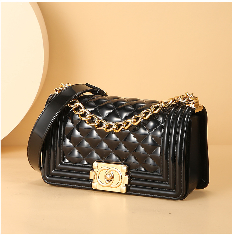 Women's Small Pvc Solid Color Fashion Square Lock Clasp Shoulder Bag Crossbody Bag display picture 3