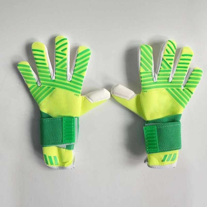 Professional Football Goalkeeper Gloves With Wrist Support Latex_voghion.com
