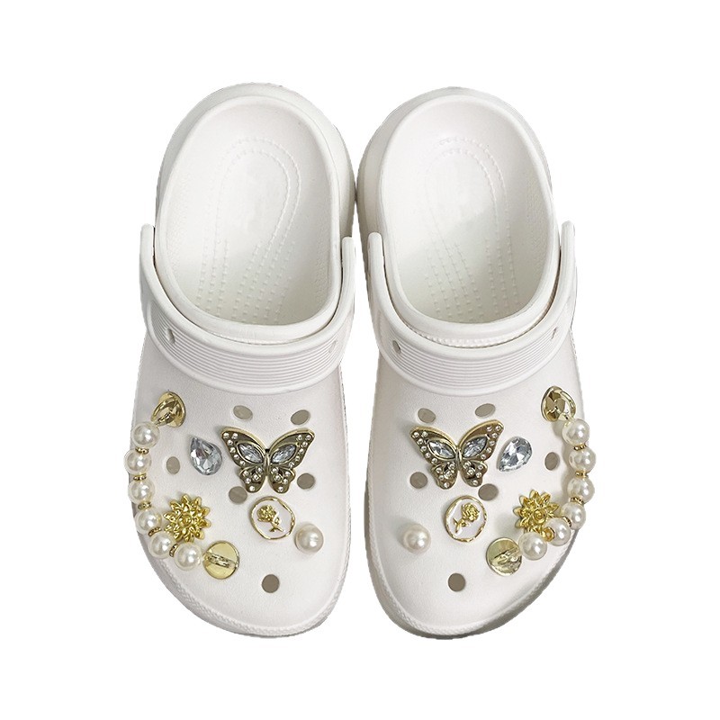 High-End Luxury Clogs with Accessories, Yellow Floral Design, Ins-Style Butterfly with Shiny Rhinestones, Detachable Pearl Chain Shoe Buckle