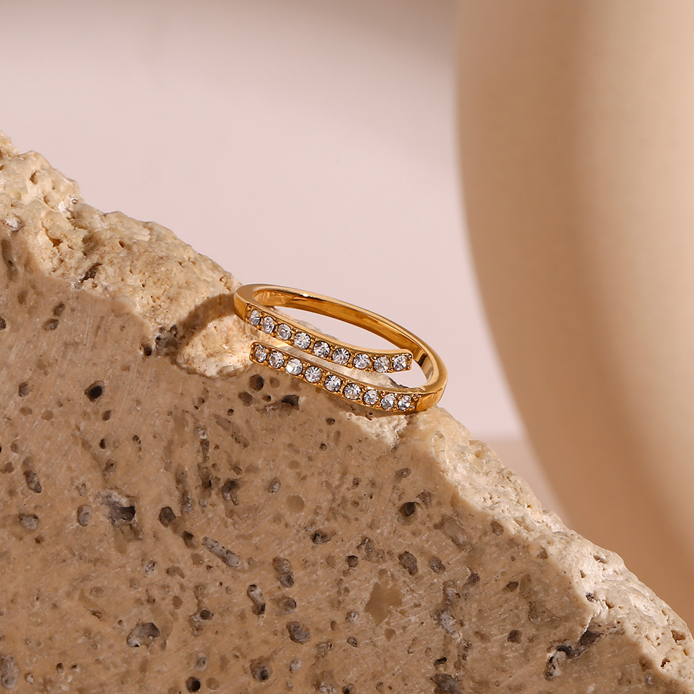 Gold Plated Adjustable Transparent Zircon Ring