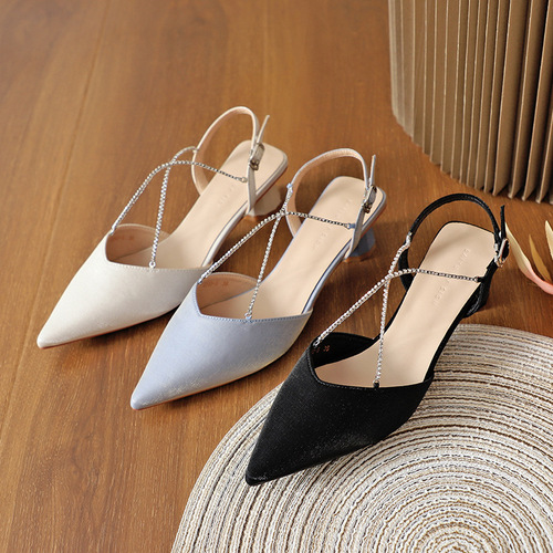 Fuhao  New Arrival Women's Sandals: Casual Closed-Toe Shoes with Chain, Chunky Heel, Shallow & Medium Cut, Round Toe, and Viscose Material