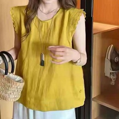 2025 夏の新韓国ファッション多用途ラウンドネックルーズ痩身レースシャツノースリーブベスト女性のトップストレンディ