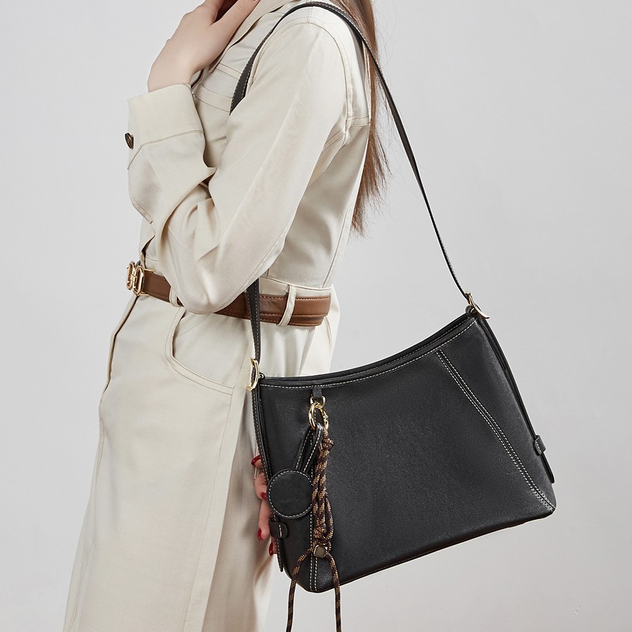 Niche French Vintage Underarm Bag For Women 2026 New Fashion Commuter Hobo Bag Elegant Genuine Leather Shoulder Handbag