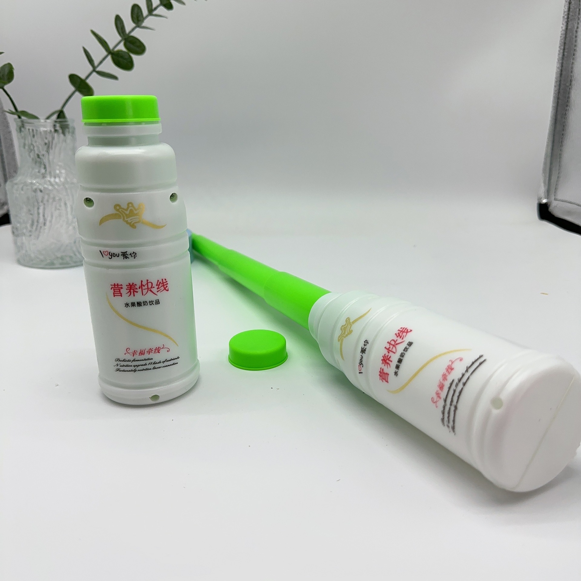Directo de fábrica espada de rábano retráctil rábano palo cuchillo zanahoria forma descompresión juguete creativo impresión 3D Internet celebridad