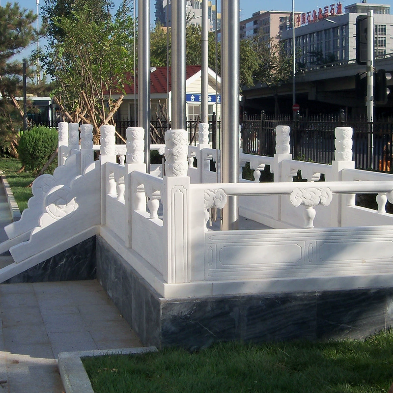 Каменная резьба по синему камню перила для внутреннего двора.