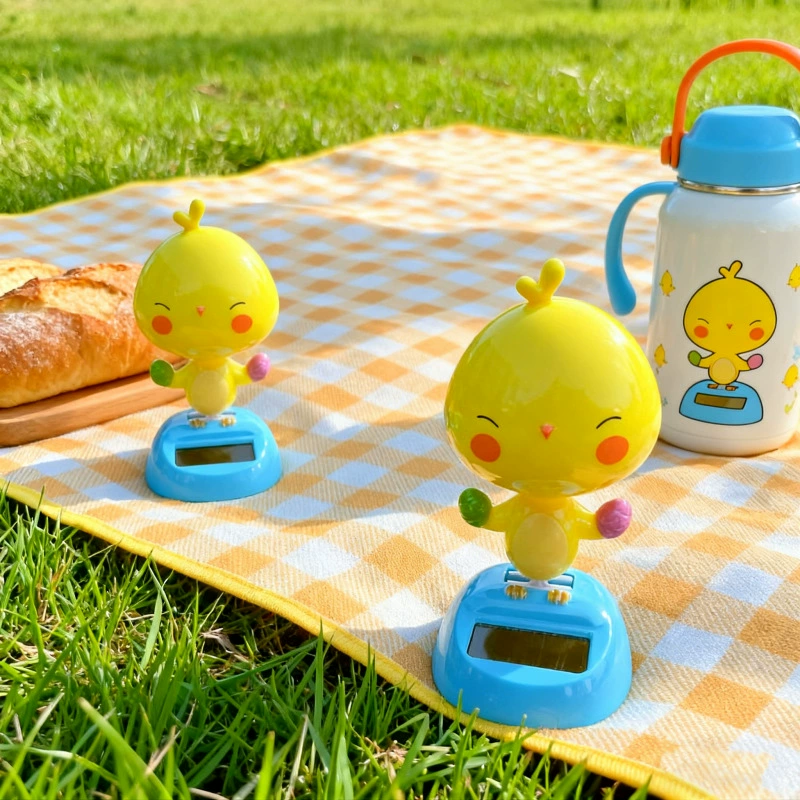 Трансграничные хиты продаж: солнечные куриные украшения, офисная мебель, товары для салона автомобиля, креативные подарки, новые продукты.