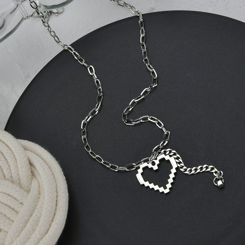 Wholesale Jewelry Mosaic Heart Titanium Steel Necklace Nihaojewelry display picture 6