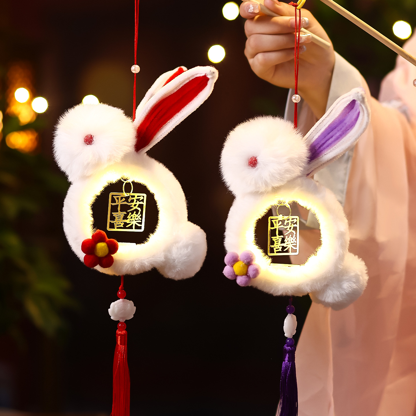 中秋节灯笼2025新款幼儿园儿童户外手提发光兔子花灯挂饰批发摆摊