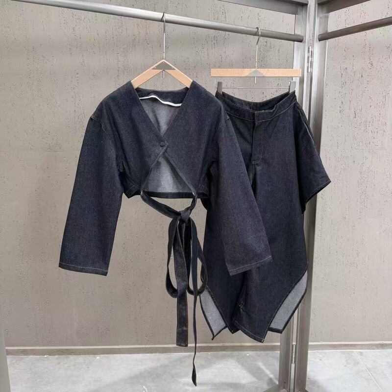 2026 ins-style design V-neck tie-waist short cardigan paired with ruffle-slit long pants denim set