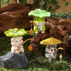 微景観のかわいい動物の漫画の猫のパンダの花園の創意の贈り物の樹脂の装飾品の部品のデスクトップの置物