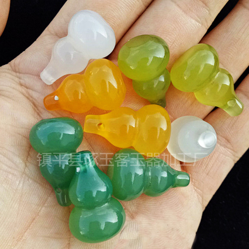 天然瑪瑙カルセドニー立体ひょうたんペンダント工場直販翡翠工芸品ひょうたん小さなペンダントジュエリー|undefined