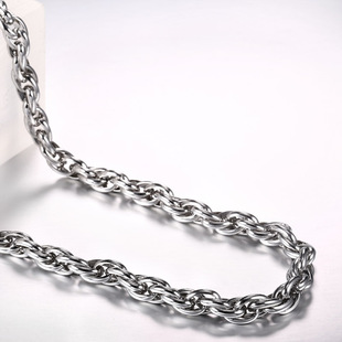 2025 New Model Chopard Chain European Men's Cuban Necklace Trendy Hip-Hop Simple Versatile Plain Chain Niche Collarbone Chain