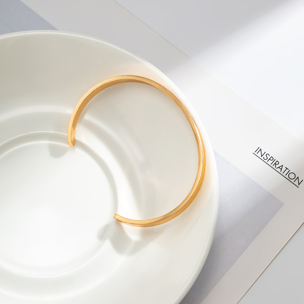 Simple Style Solid Color Iron Plating Bangle