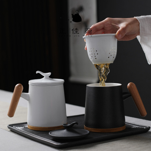 Ceramic tea cup with lid tea water separation filter cup creative wooden handle mug office cup gift water cup manufacturer