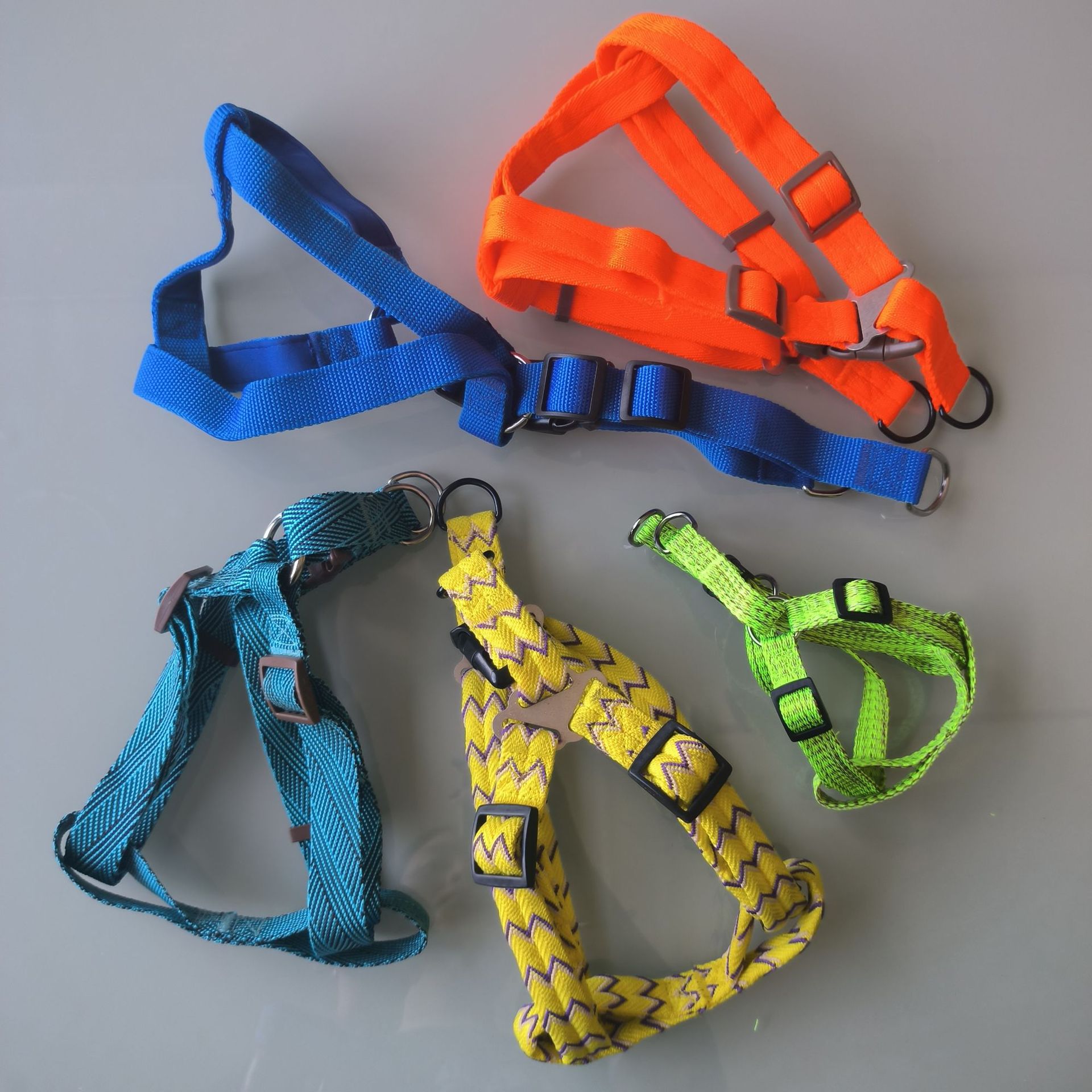 Pet Leash, Cat Leash, Small, Medium and Large Dog Leash, Dog Harness, Anti-Explosion Dog Leash, Pet Collar