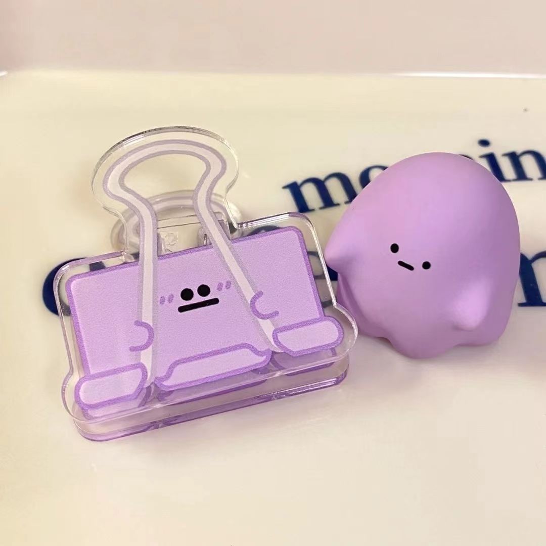 작은 눈 [보라색]]
