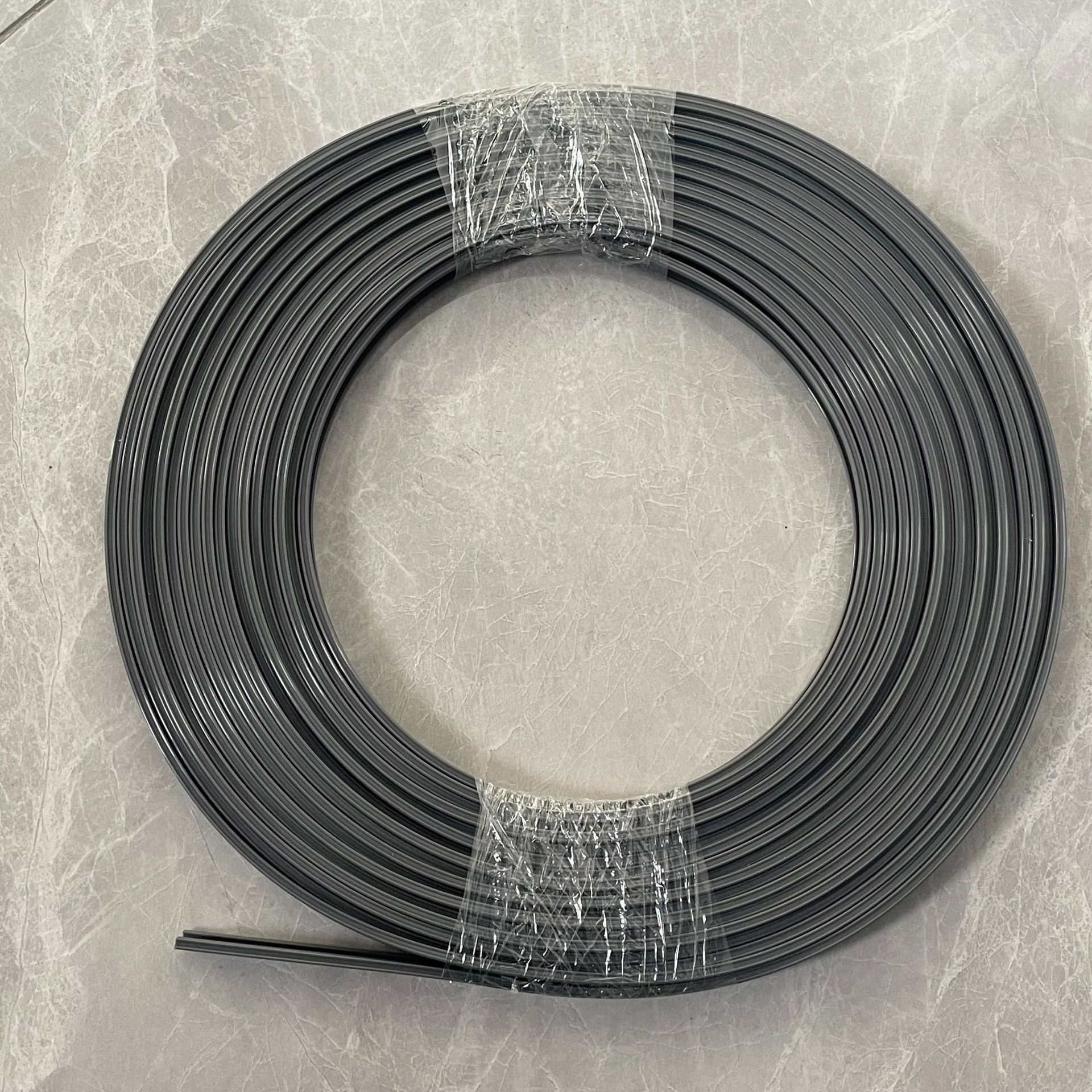 厂家专业生产磁吸性纱窗配件PE边框卡槽式软边框纱窗配件塑料卡条