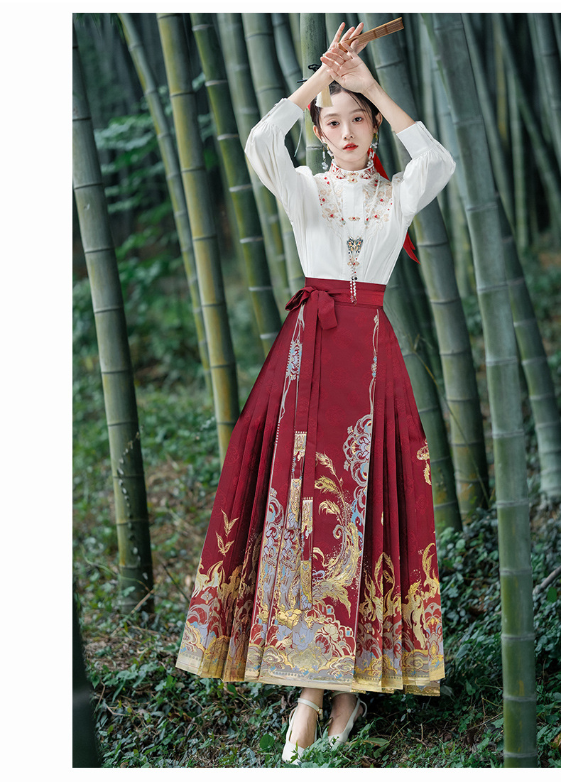 Real shot new Chinese style early spring 2024 National style shirt embroidered one-piece Large swing makeup flower woven gold vest skirt suit
