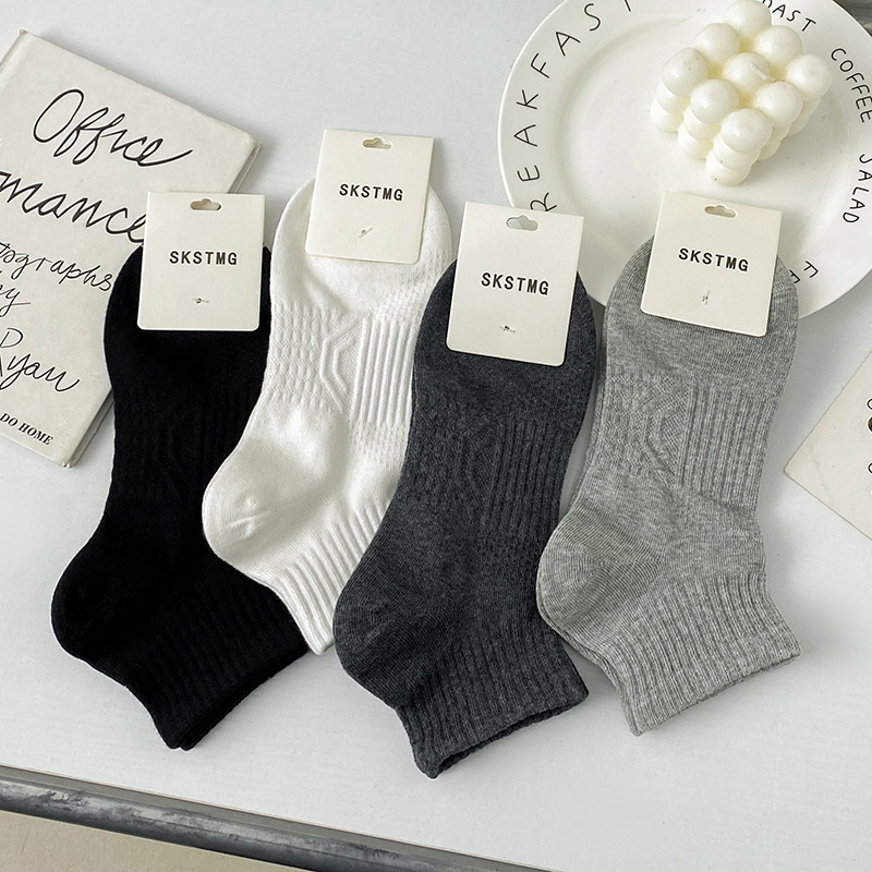 Socks men's spring and autumn waist mesh socks sports massage bottom short sweat-absorbent boat Socks summer breathable hollow boat Socks