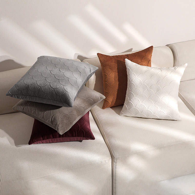 Dutch velvet retro pressed flower pillow cover, new winter and autumn plush pillowcase, living room cushion cover, dropshipping one piece