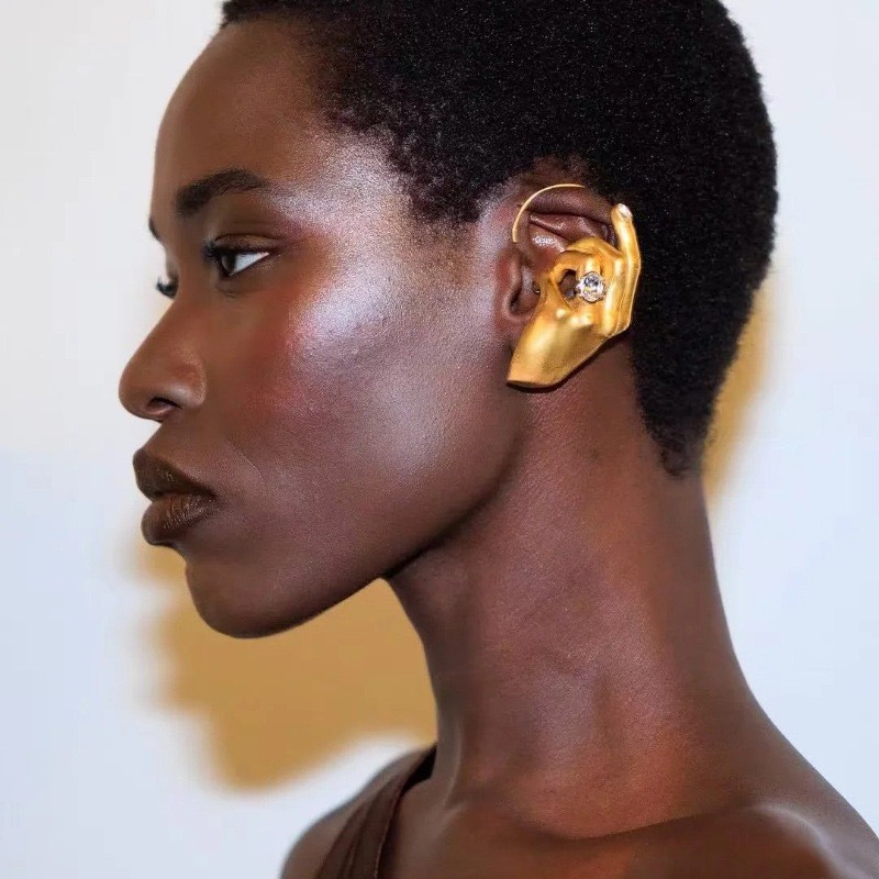 Niche Design European and American High-End Metal Finger Ring Earrings, Vintage Unique Non-Pierced Earrings