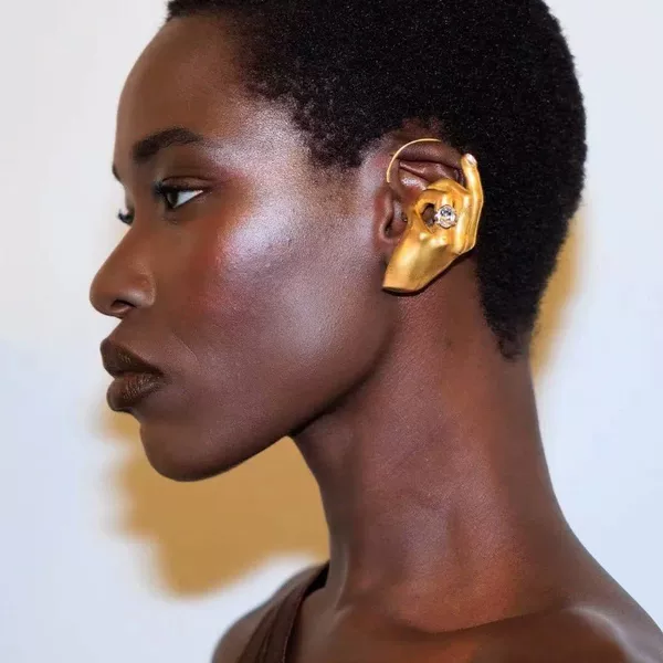 Niche Design European and American High-End Metal Finger Ring Earrings, Vintage Unique Non-Pierced Earrings