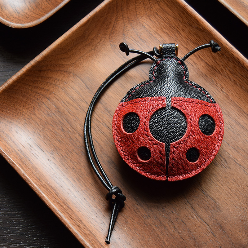 MR Clip Insect Series/Scarab Original Design Leather Car Keychain Ornament Simple Women's Gift
