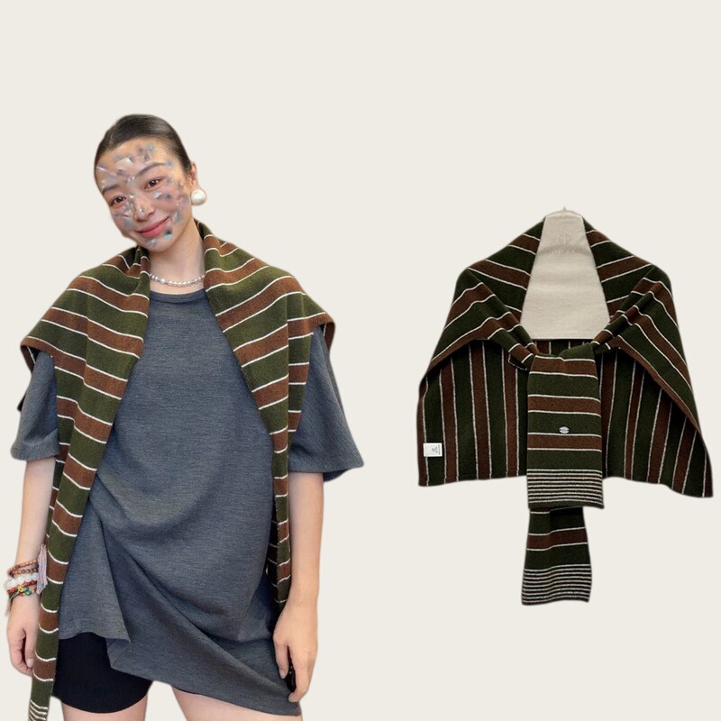 (Apuri Shawl) Artistic Korean-style striped warm shawl for women, versatile for autumn and winter, French-style outerwear, vintage style for men