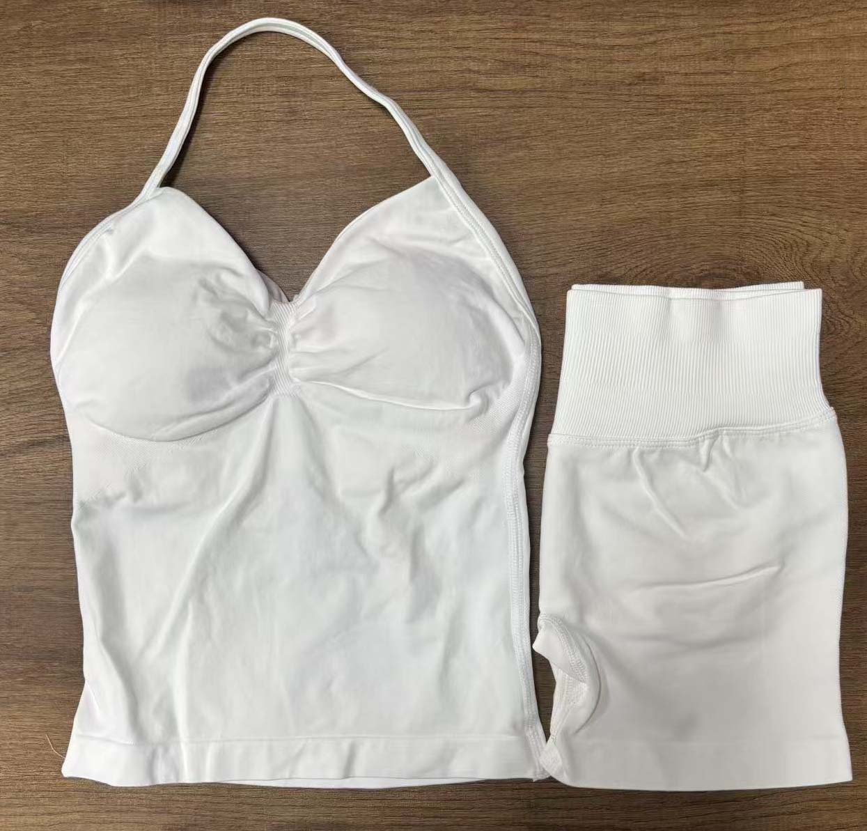 Conjunto DF Amazon pantalones cortos explosivos sujetador pequeño alto elástico superfino nailon halter cuello hermoso chaleco deportivo trasero