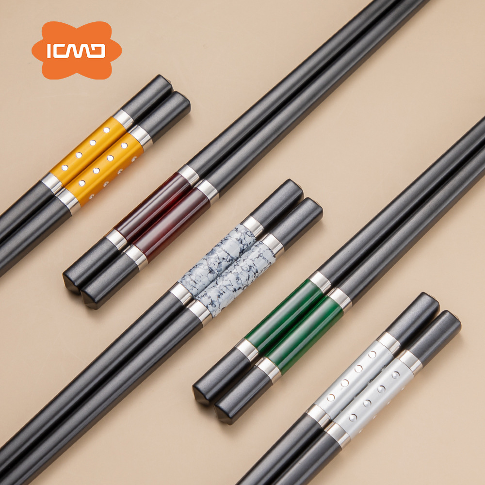 Palillos de aleación de entrega de una sola pieza traje japonés creativo Hotel hogar regalo palillos multi-cliente ventas directas de la fábrica