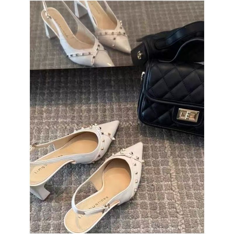 Beautiful High-Heeled Thick-Heeled French Cross Rivets for Women with Royal Sister Elegant 2025 Pointed Toe High-End Celebrity Fashion Sandals