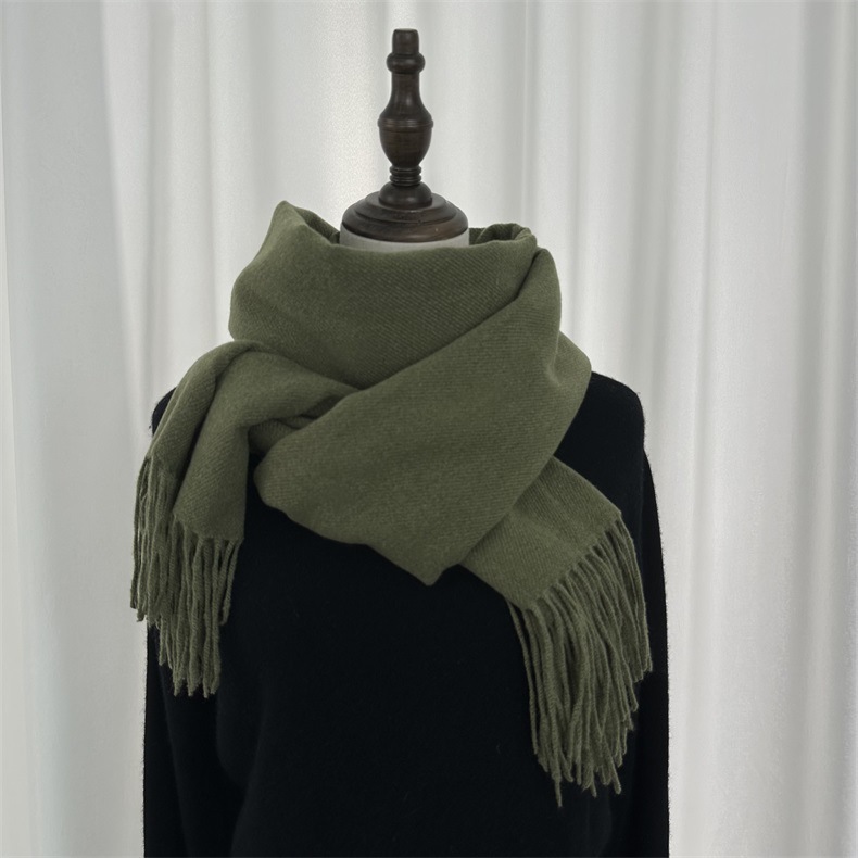 2023 nouveau monochrome pour femme, style décontracté japonais coréen, écharpe chaude, châle à la mode, peau de mouton d'automne et d'hiver_voghion.com