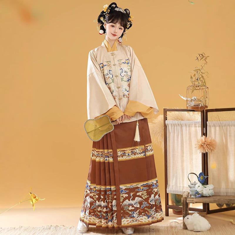 Original Han Dynasty [Fuze] Ming Dynasty Women's Jacquard Square Collar Patchwork Short Jacket Half-Sleeved Horse Face Skirt Autumn and Winter Daily Suit