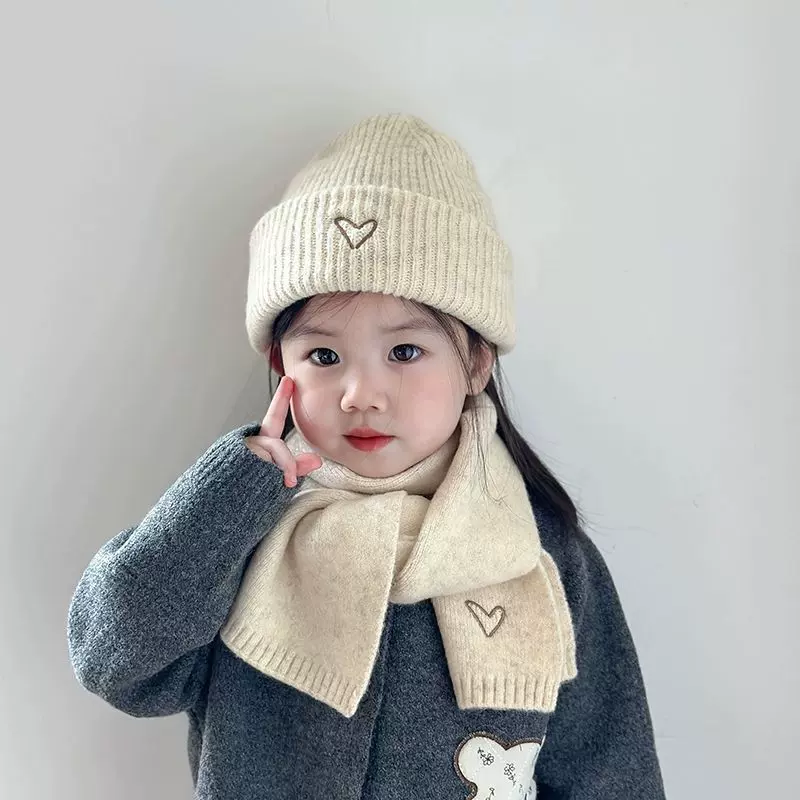 儿童帽子围巾两件套女宝宝毛线帽套装秋冬男童护耳帽纯色爱心刺绣