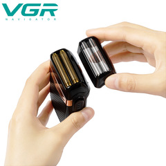 VGR331 Portable Shaver Full Body Waterproof Whitening Shaver Men's Razor with Replacement Blades Electric Shaver